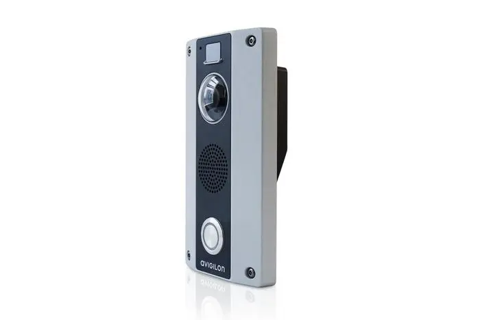 Avigilon 3.0 MP; H4 Video Intercom; WDR; LightCatcher; Day/Night; 1.83mm f/2.4; Integrated IR; Recessed Mount	